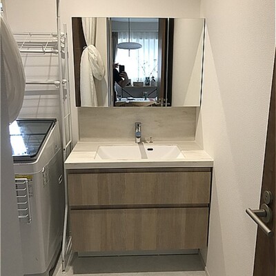 〇〇市　洗面化粧台交換工事