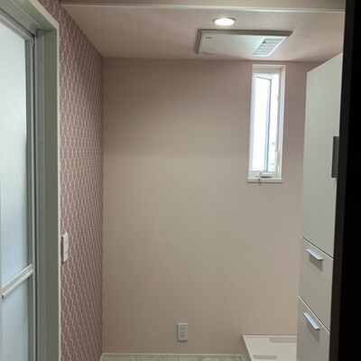 半田市　クロス貼り替え工事