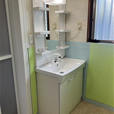 常滑市　洗面化粧台交換工事