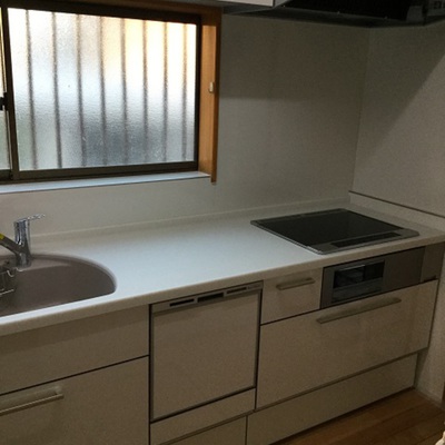 キッチンの取り替え工事！！