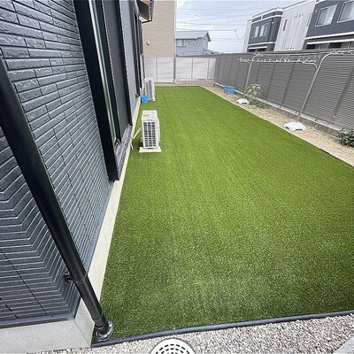 尾張旭市　人工芝・砂利敷設工事